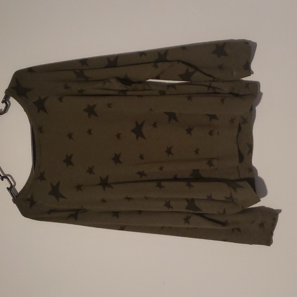 Hunter Green size XL off shoulder shirt